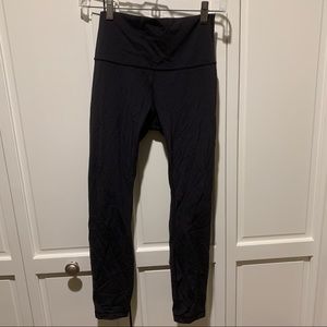 Lululemon Wunder Under 7/8 pant size 4